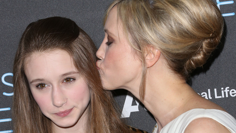 Vera kissing Taissa Farmiga