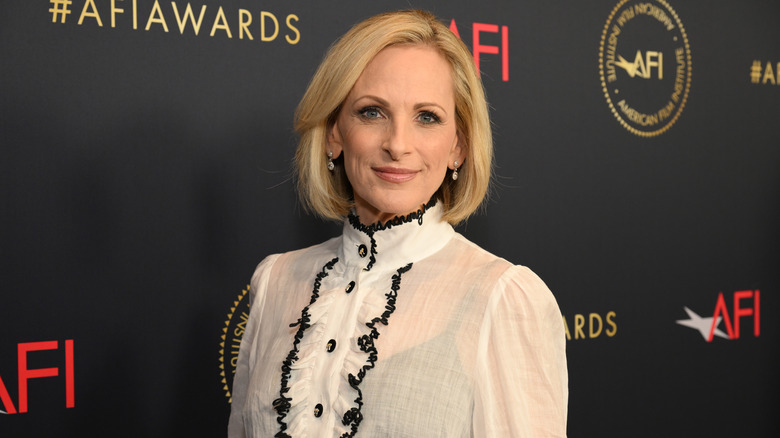 Marlee Matlin smiling