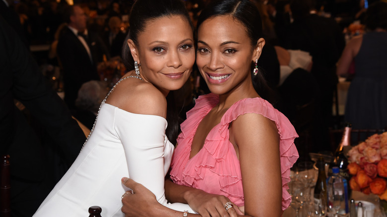 Thandiwe Newton and Zoe Saldana pose at the Golden Globes in 2017