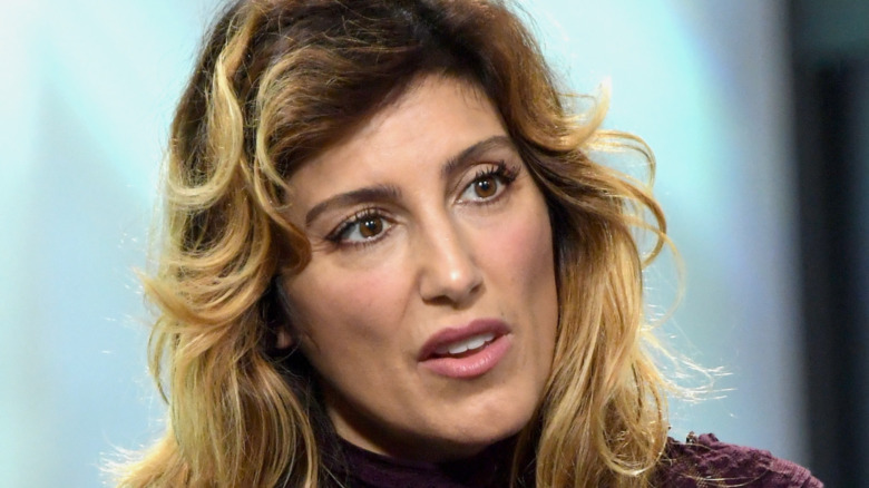 Jennifer Esposito visits Build Series