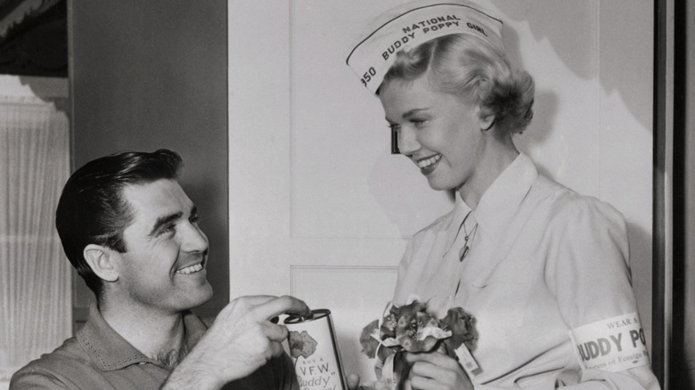 Steve Cochran and Doris Day promoting poppies