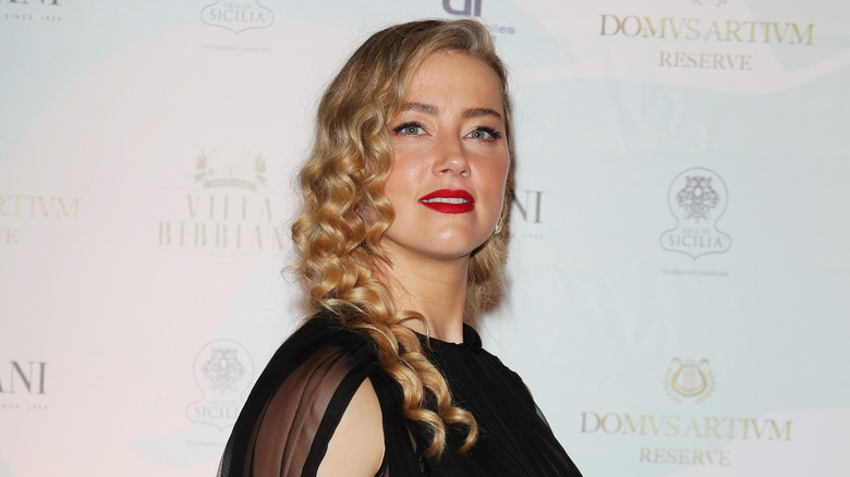 Amber Heard red carpet