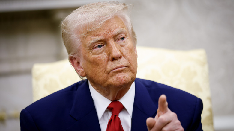 Donald Trump pointing