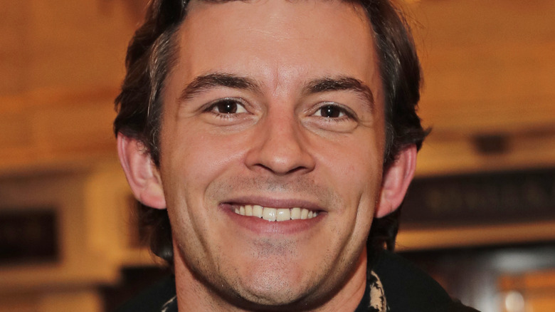 Jonathan Bailey on red carpet