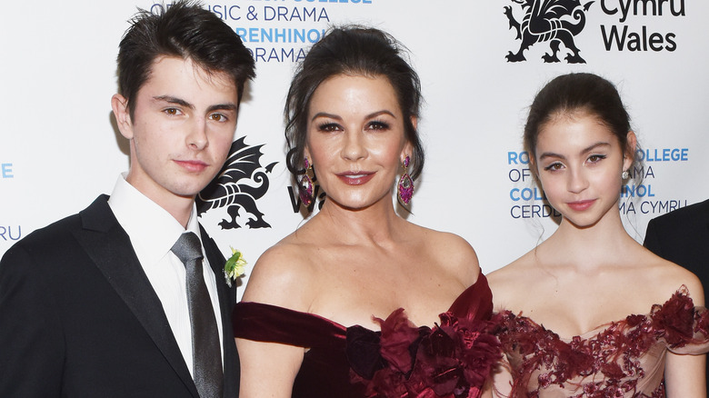 Catherine Zeta-Jones posing with her kids