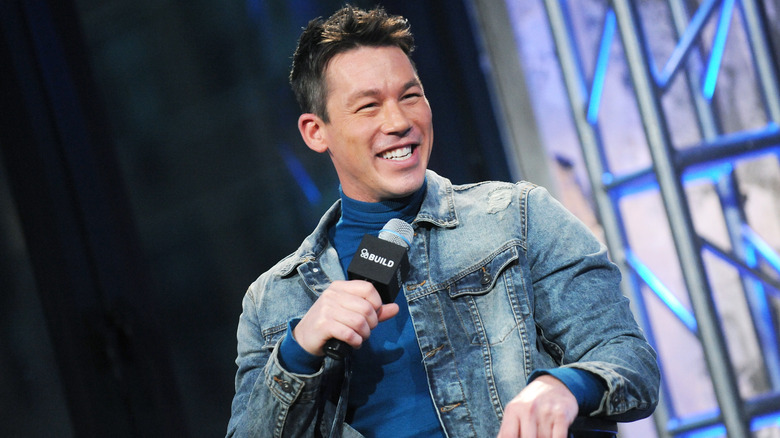 David Bromstad speaking at an event