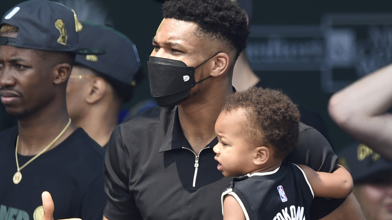 Liam Antetokounmpo in Giannis' arms