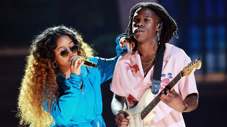 H.E.R., Daniel Caesar