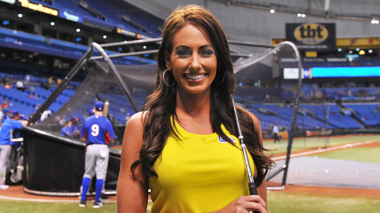 Holly Sonders golf club