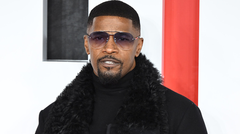 Jamie Foxx posing in shades