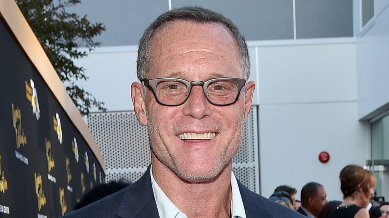 Jason Beghe at a gala