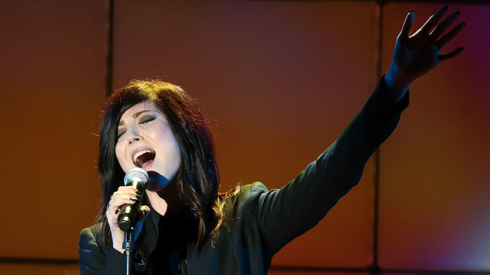 Briana Cuoco singing at the Night At Sardi's event