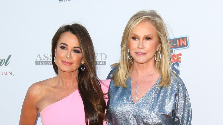 Kathy Hilton and Kyle Richards posing