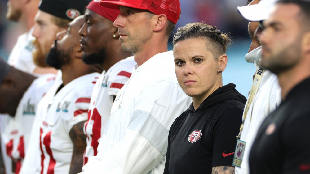 Katie Sowers with the San Francisco 49ers team