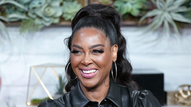 Kenya Moore smiling