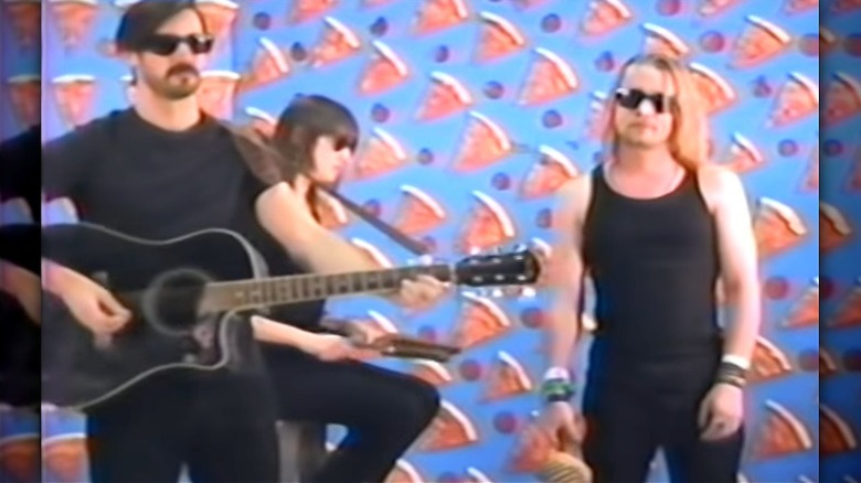 Macaulay Culkin performing 