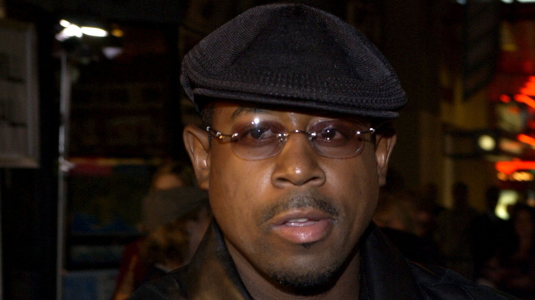 Martin Lawrence wearing a hat