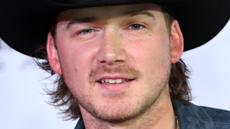 Morgan Wallen in a cowboy hat