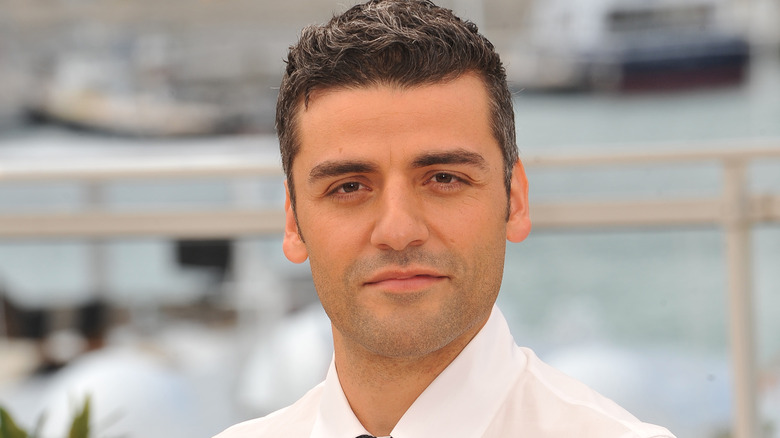 Oscar Isaac in France