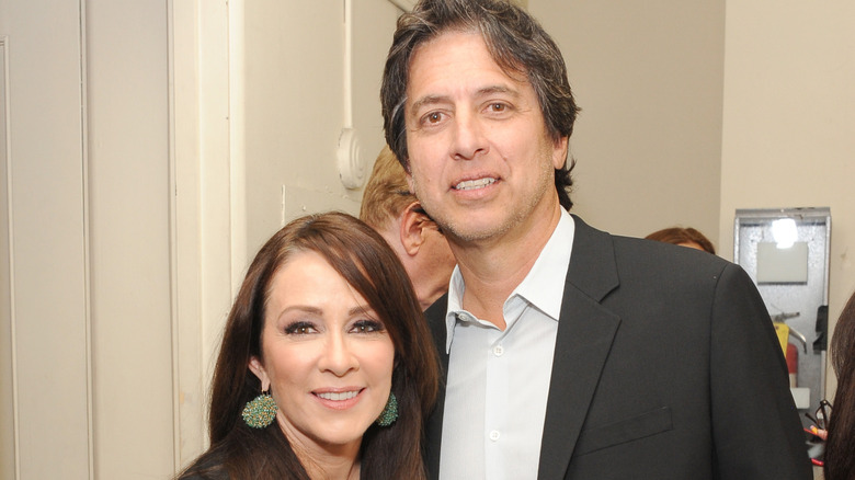 Patricia Heaton standing with Ray Romano