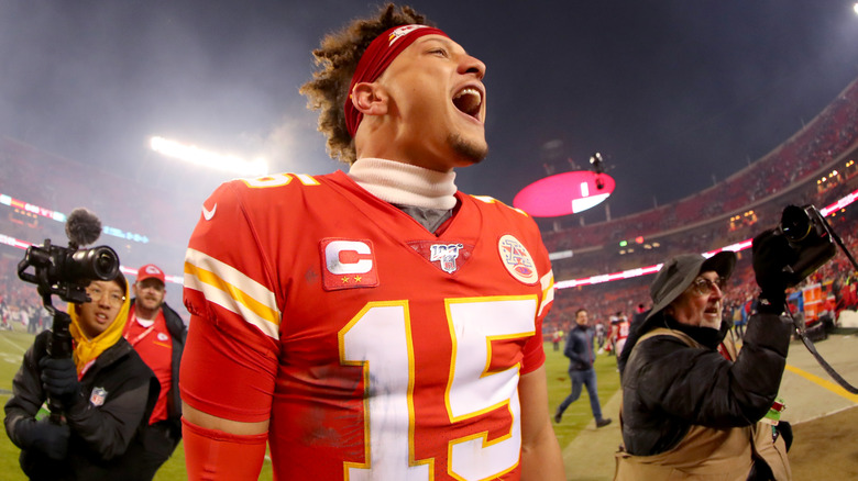 Patrick Mahomes celebrating