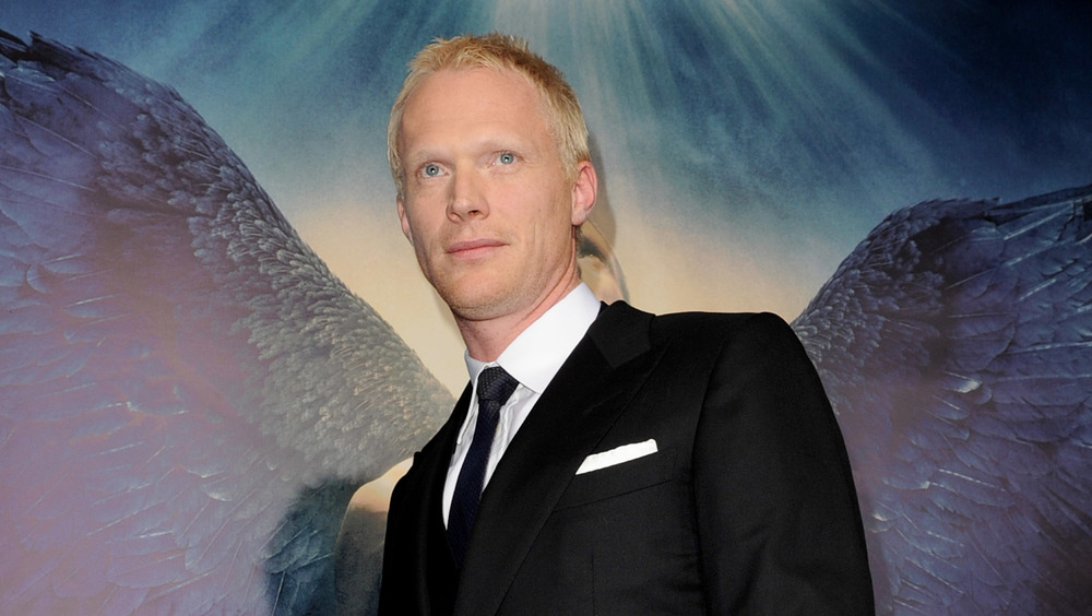 Paul Bettany smirking at the premiere of Legion