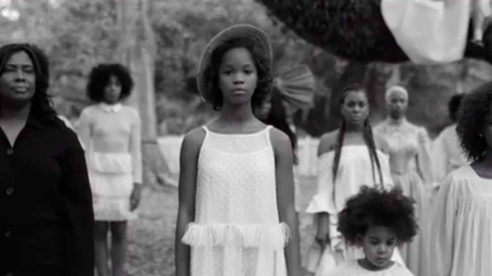 Quvenzhané Wallis and Blue Ivy Carter in Lemondae