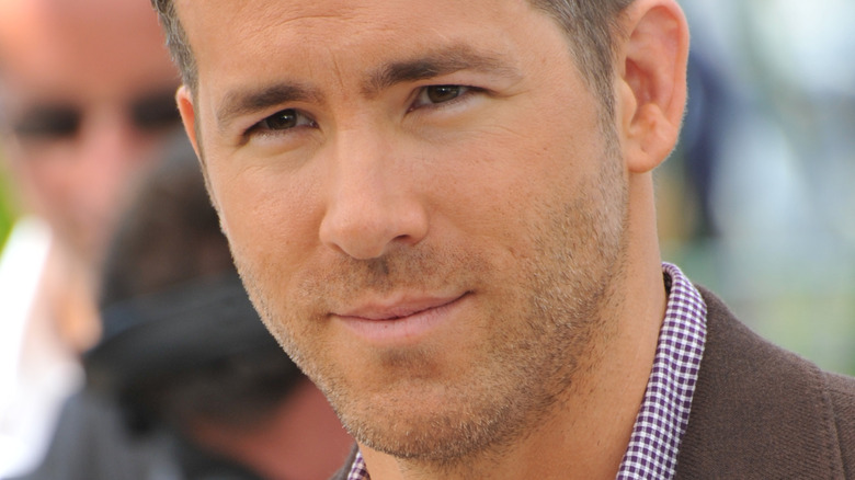 Ryan Reynolds in posa