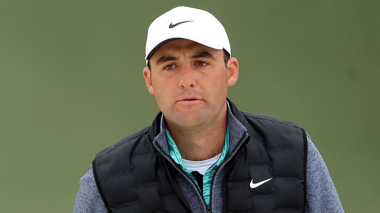 Scottie Scheffler on the green