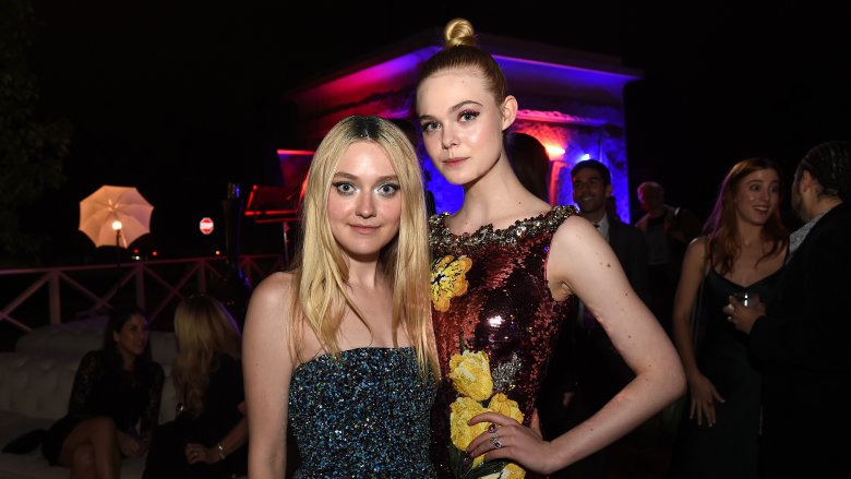 Fanning sisters