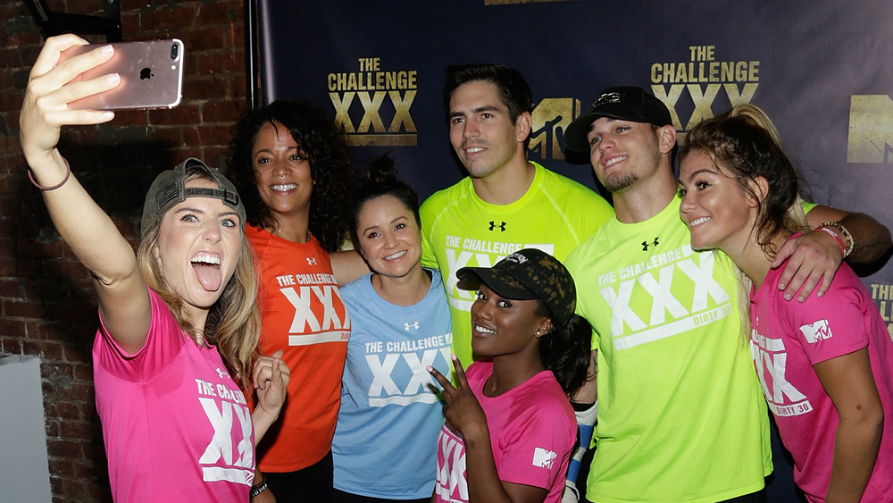 Challenge contestants at The Challenge XXX posing