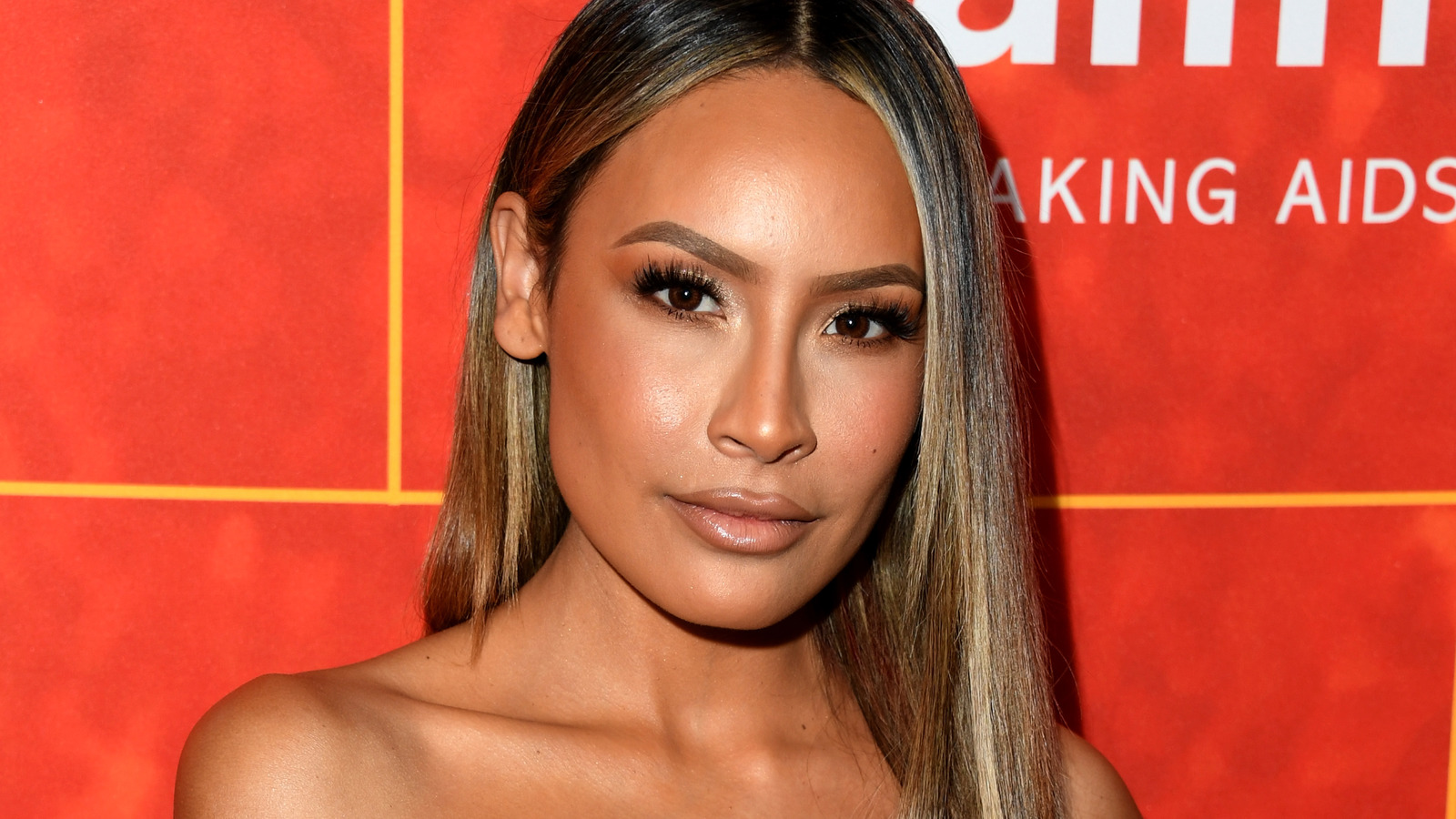 Desi Perkins 2025 Husband, net worth, tattoos, smoking & body