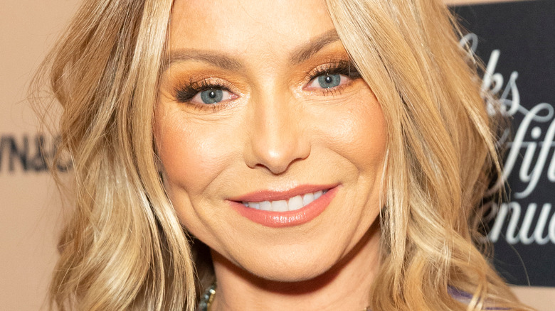 Kelly Ripa at the 2019 Town & Country Jewelry Award 