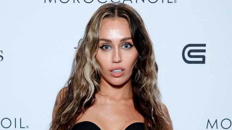 Miley Cyrus black dress