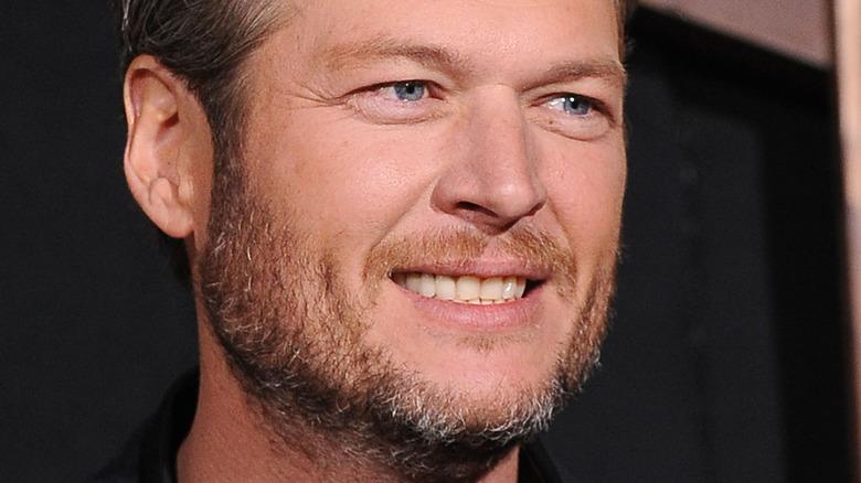 Blake Shelton on the red carpet