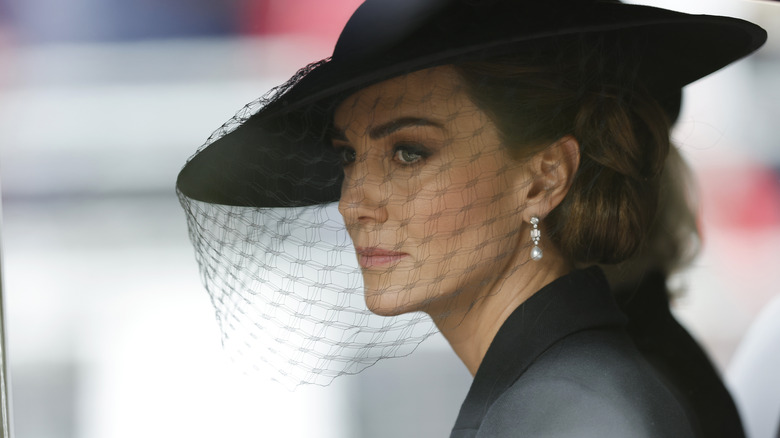 Kate Middleton black hat veil