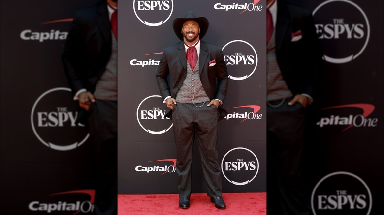 Myles Garrett posing at the 2024 ESPYs