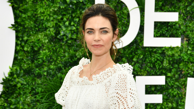 Amelia Heinle smiling
