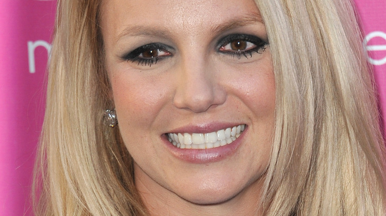 Britney Spears dark eyes