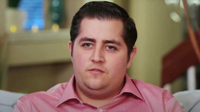 Jorge Nava in a pink shirt in "90 Day Fiancé"