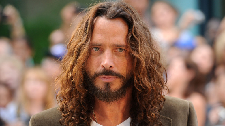 Chris Cornell posing