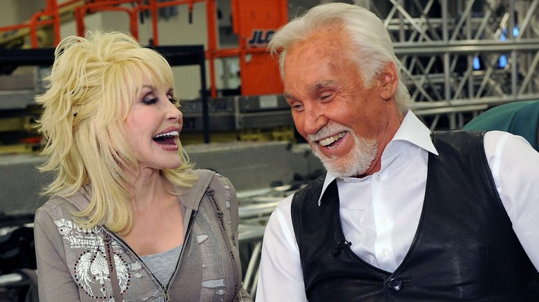 Kenny and Dolly laughing in 2010