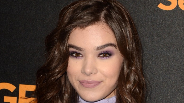 Hailee Steinfeld smiling