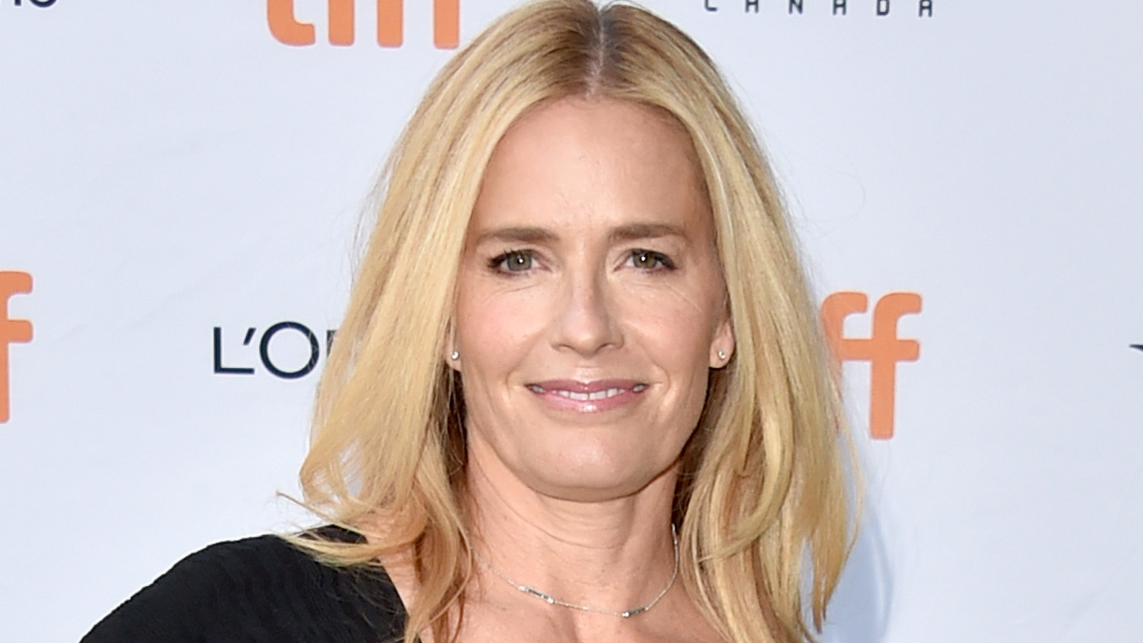 This Is How Much Elisabeth Shue Is Really Worth.
