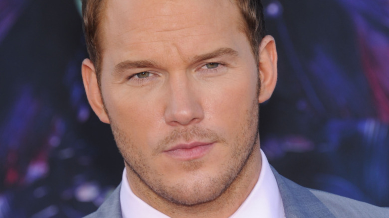 Chris Pratt posing