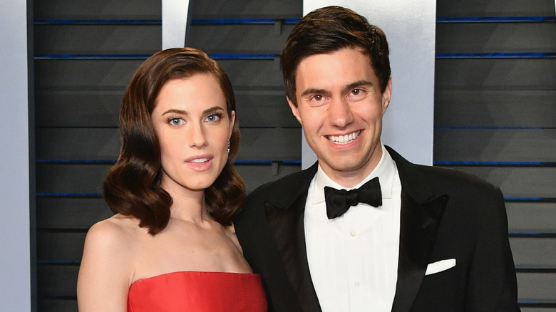 Allison Williams and Ricky Van Veen