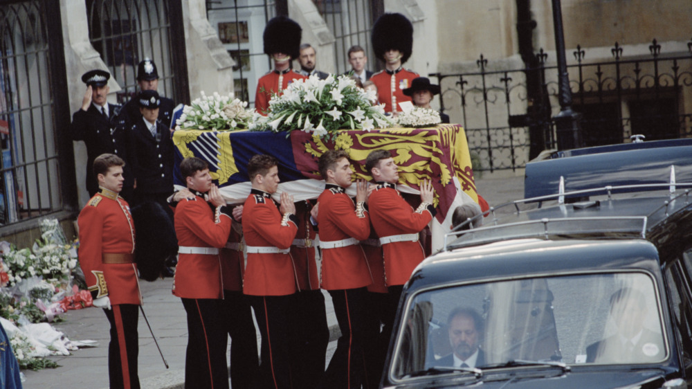 Helyes Saturate Tette Princess Diana Open Casket Photos Vizet Inni vi Apa