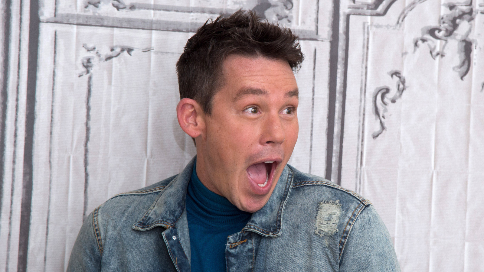 7 Times HGTV Star David Bromstad Had Fans In An Uproar