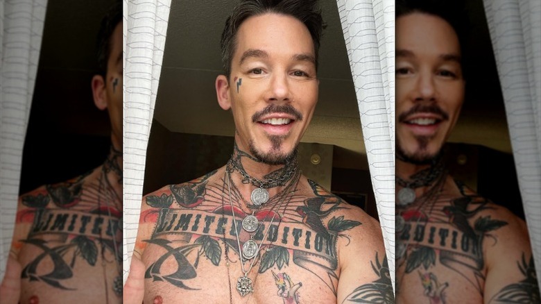 David Bromstad selfie with lots of tattoos on his Instagram