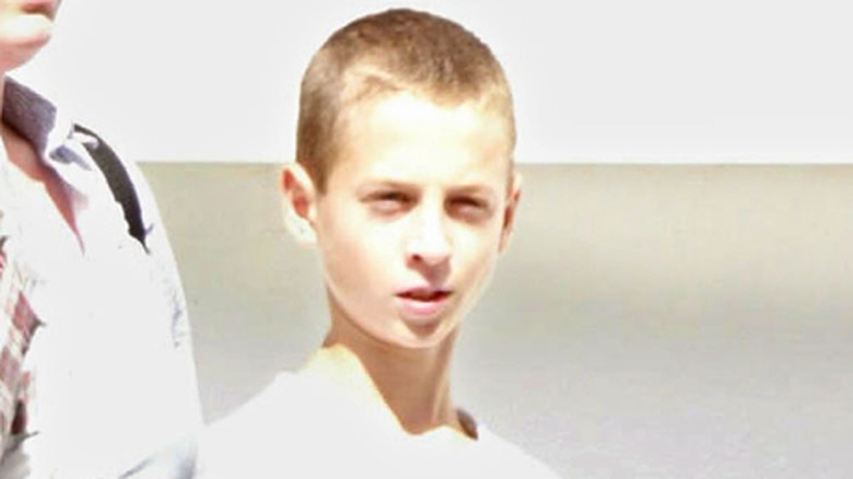 Young Chet Hanks walking in Los Angeles in 2002